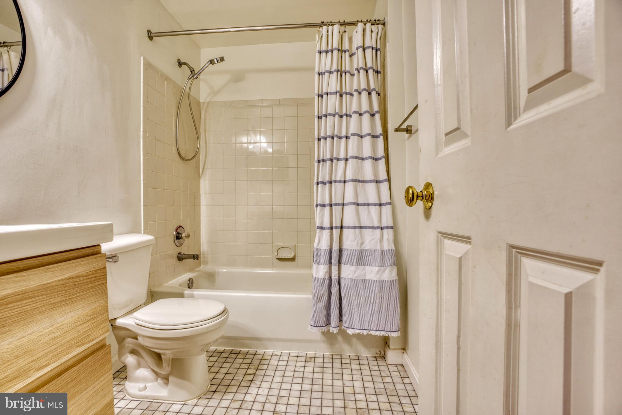 FEDERAL HILL HISTORIC DISTRICT - Residential Lease