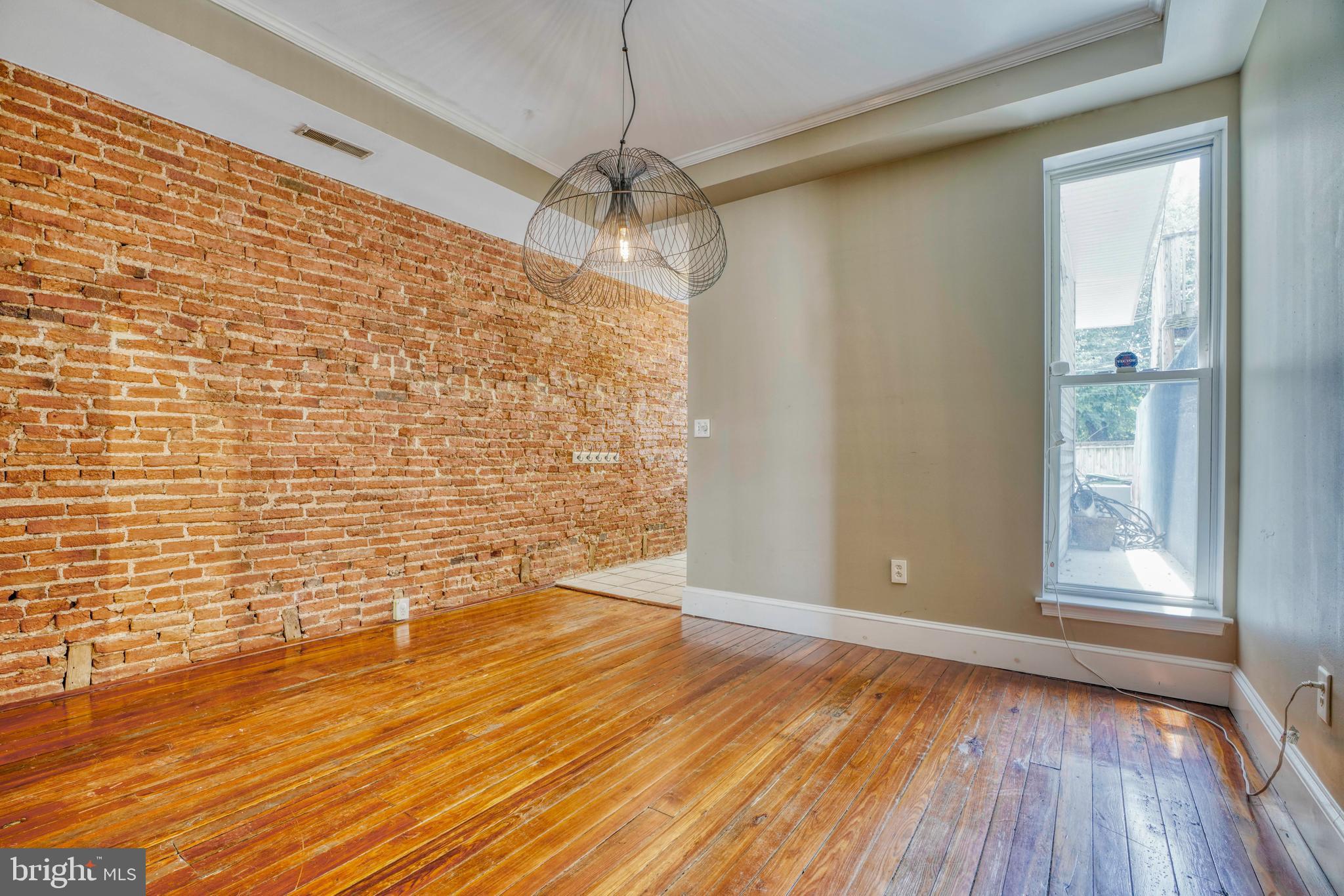 FEDERAL HILL HISTORIC DISTRICT - Residential Lease