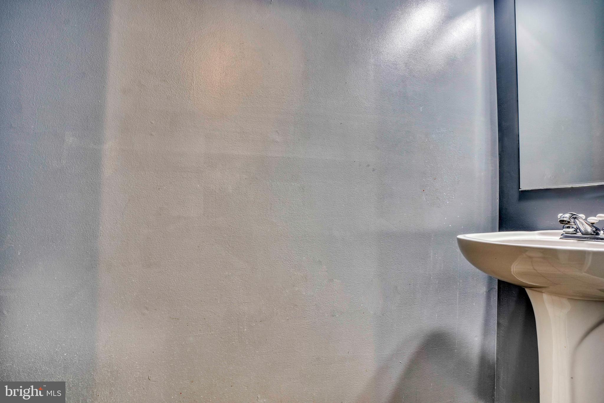 FEDERAL HILL HISTORIC DISTRICT - Residential Lease