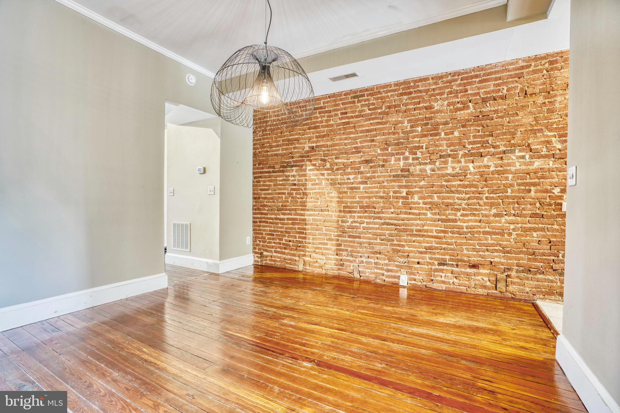 FEDERAL HILL HISTORIC DISTRICT - Residential Lease