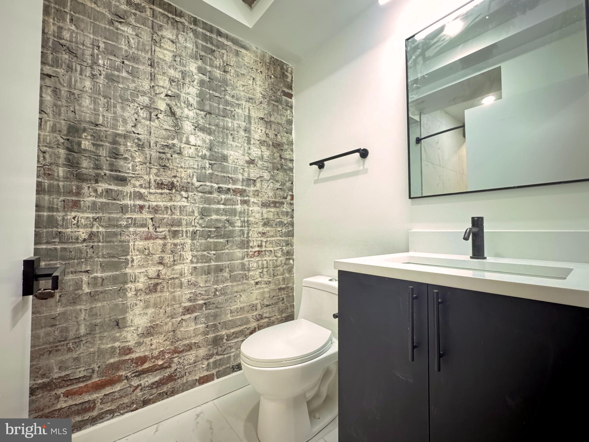 OLD CITY - Residential Lease