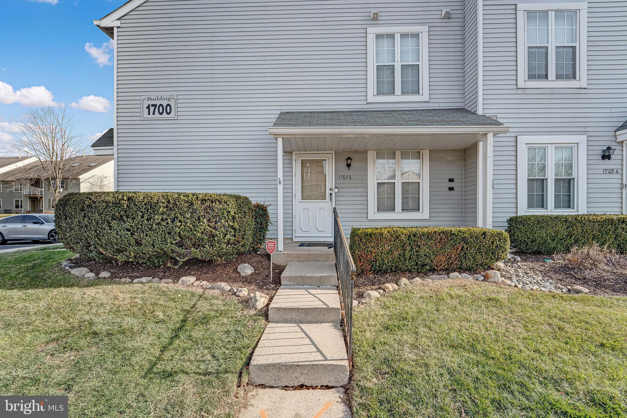 1707A HEATHERSTONE COURT