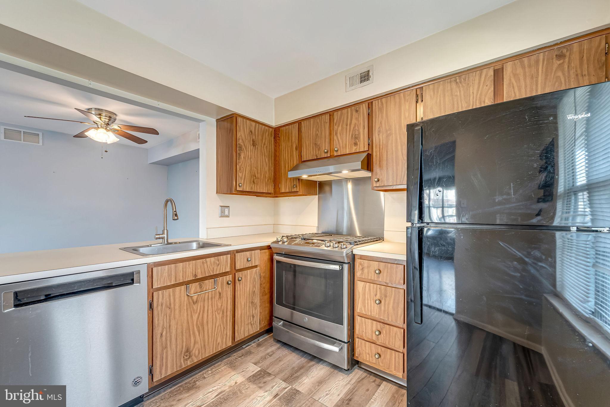 1707A HEATHERSTONE COURT