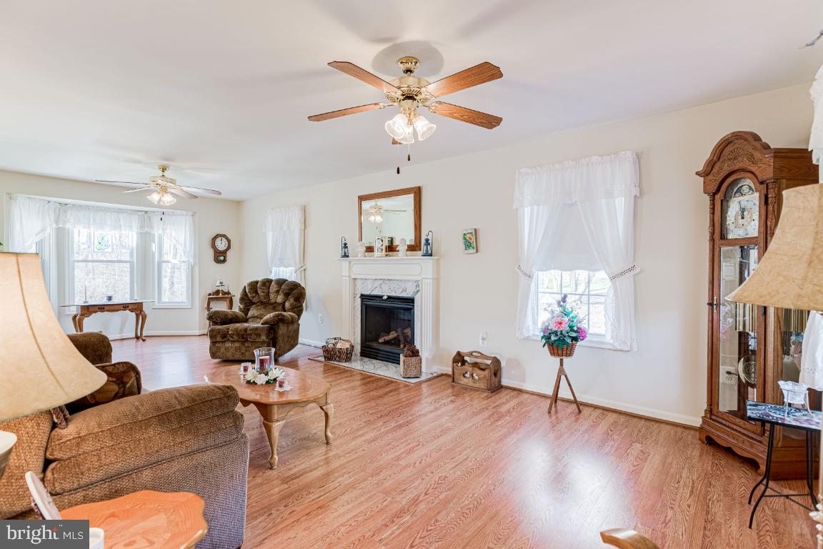 CHURCHILL - Residential