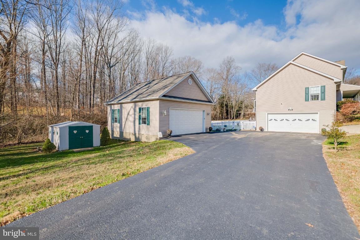 CHURCHILL - Residential