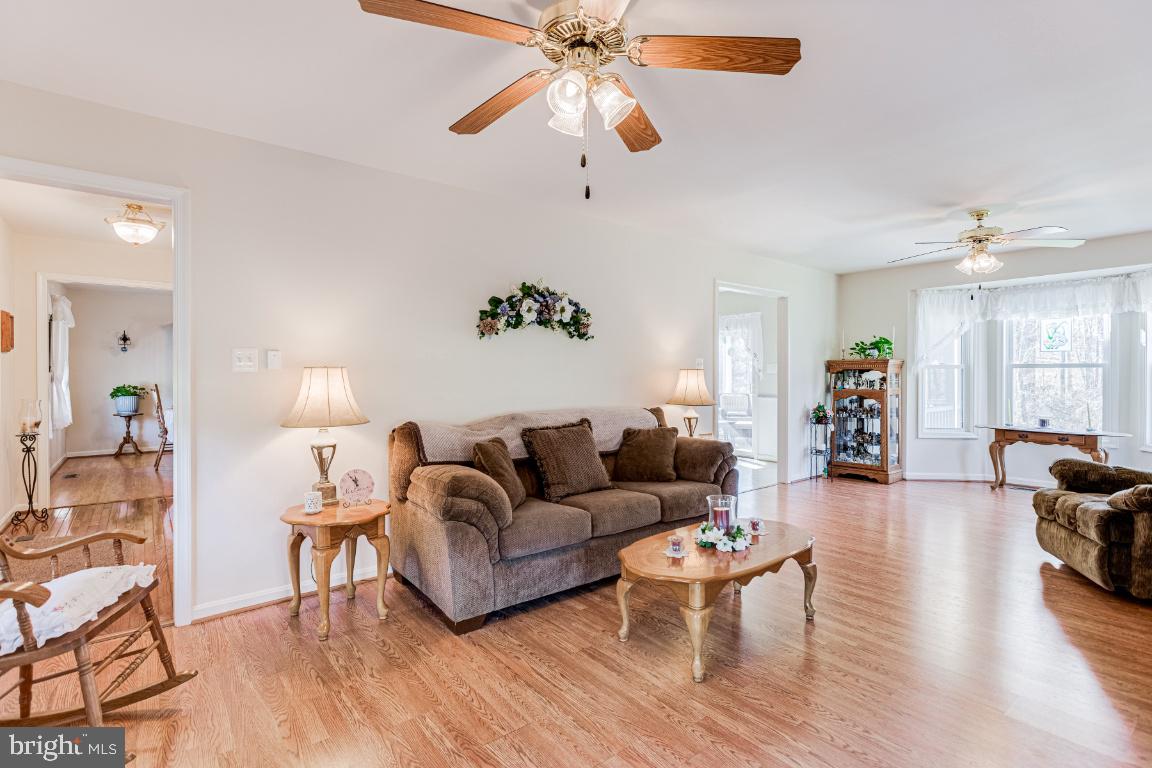 CHURCHILL - Residential