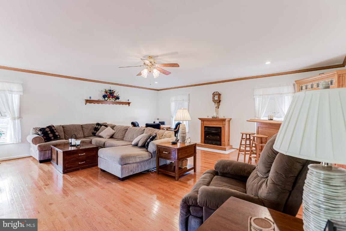 CHURCHILL - Residential