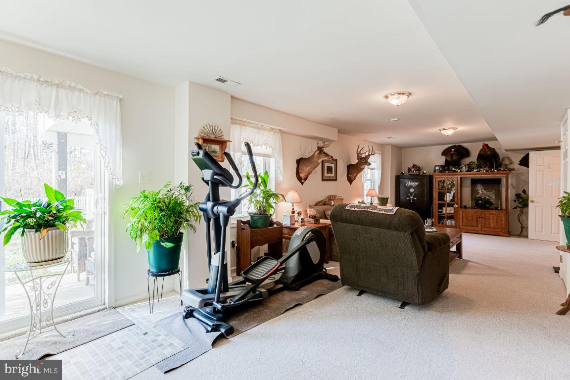 CHURCHILL - Residential