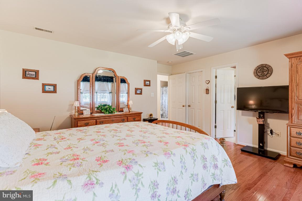 CHURCHILL - Residential