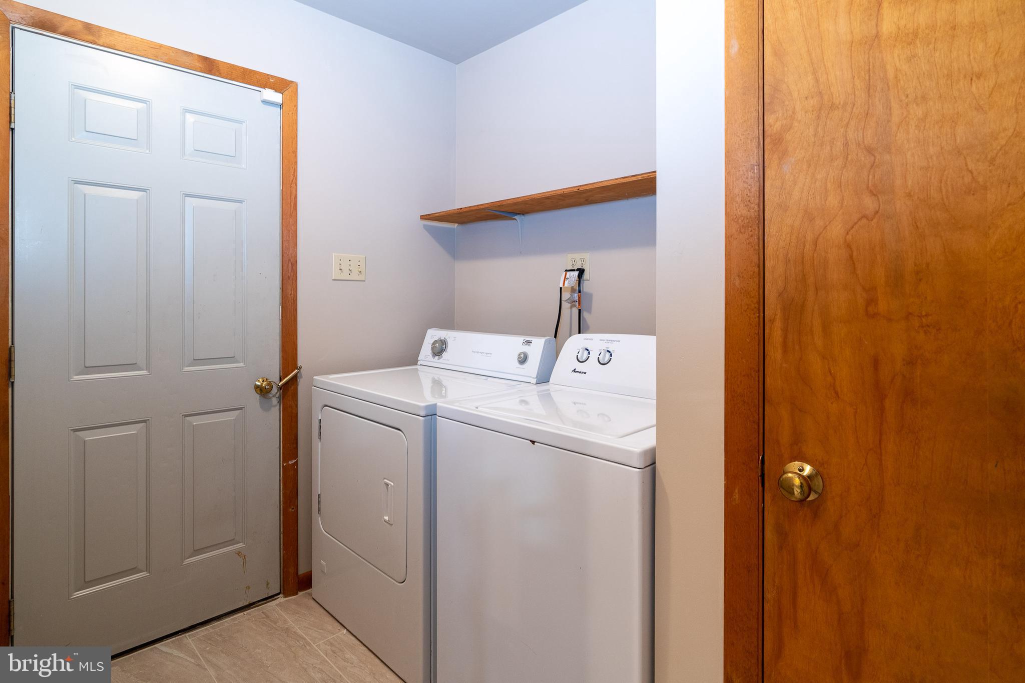 COLUMBIA - Residential