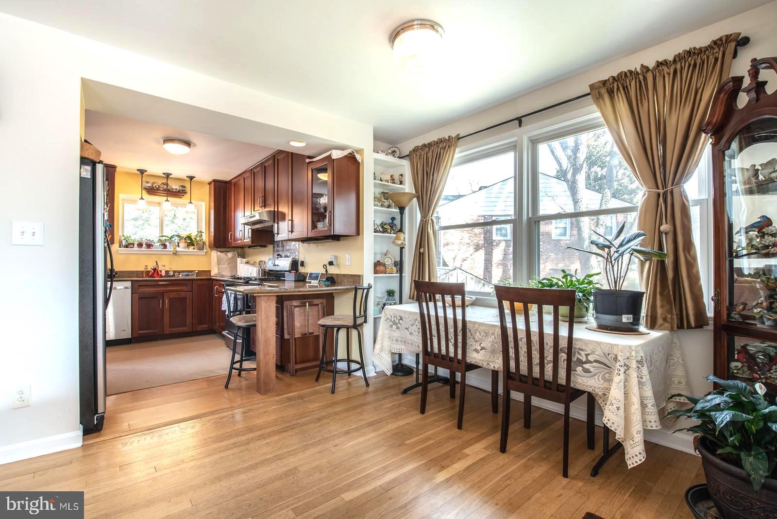 HOLLIN HALL VILLAGE - Residential Lease