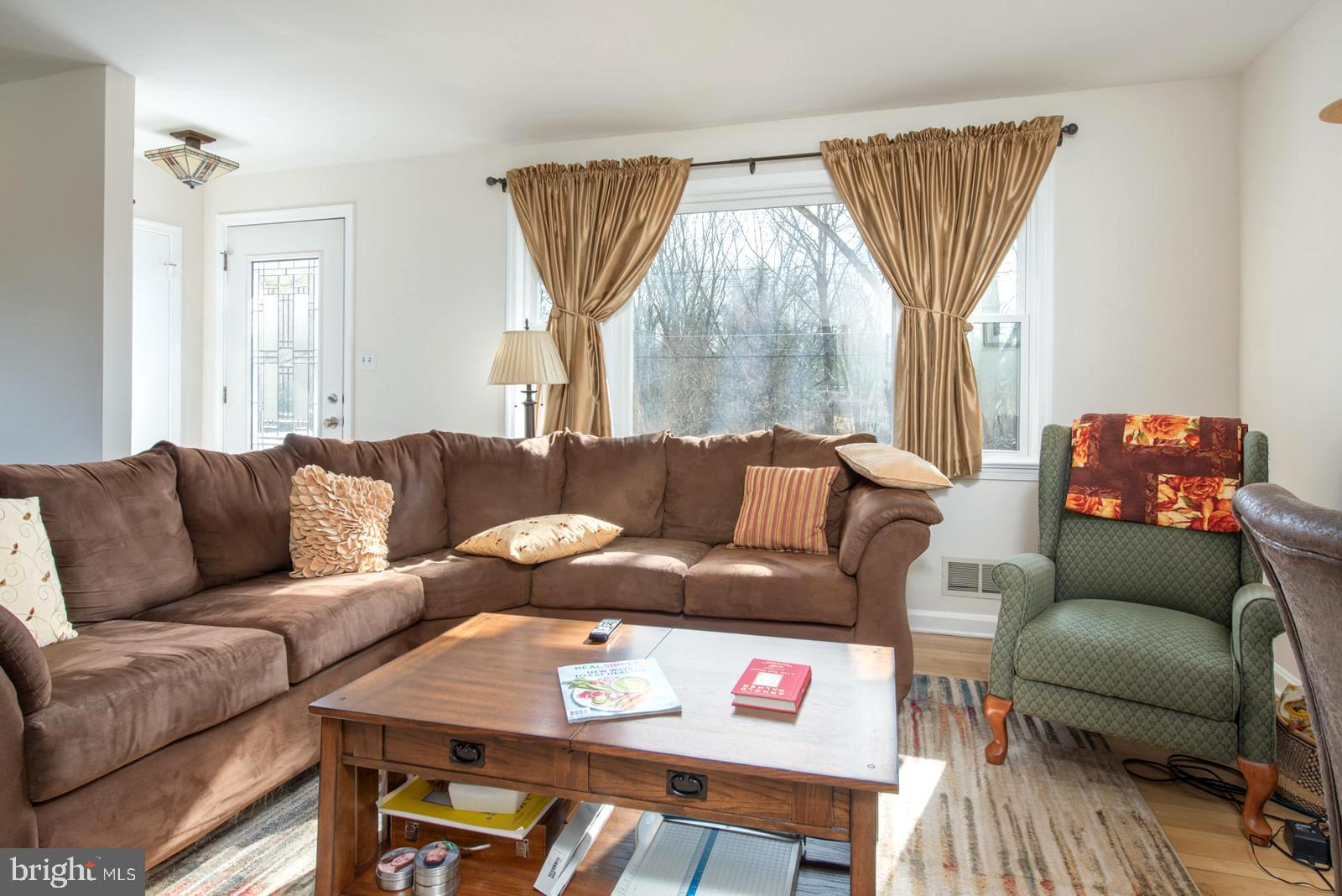 HOLLIN HALL VILLAGE - Residential Lease