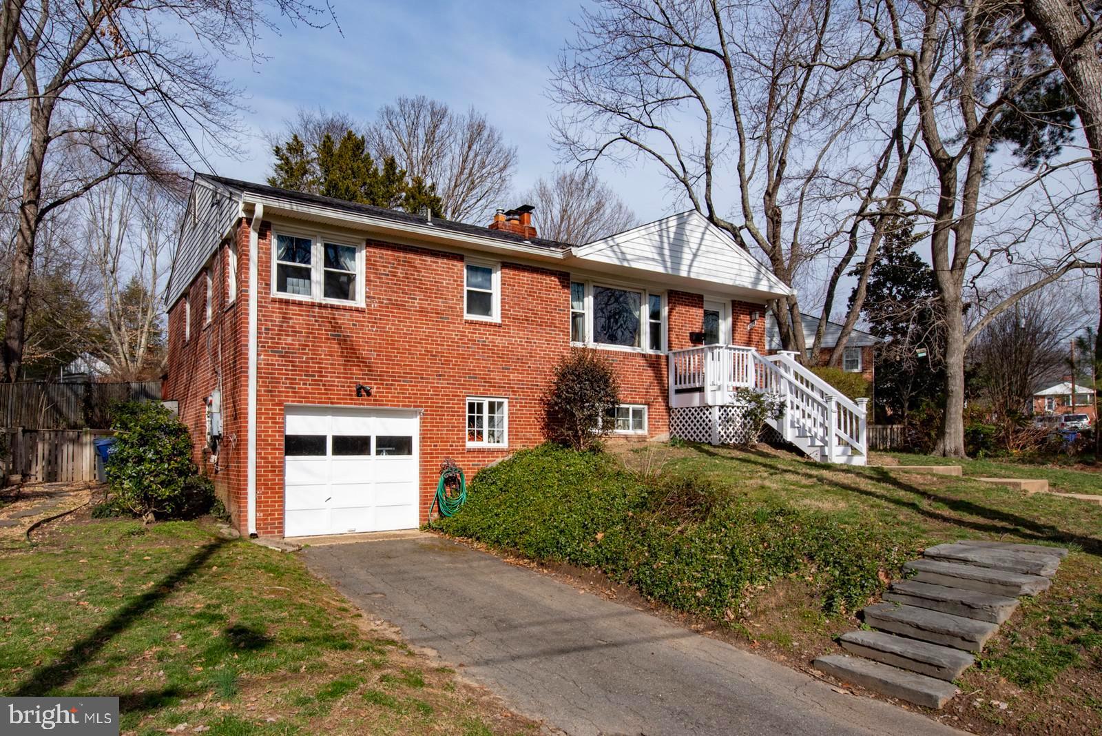 HOLLIN HALL VILLAGE - Residential Lease