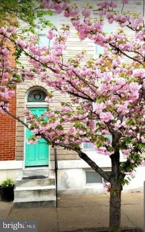 HIGHLANDTOWN - Residential Lease