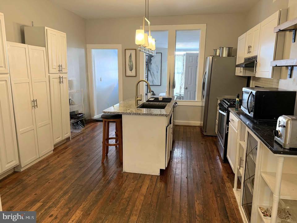 HIGHLANDTOWN - Residential Lease