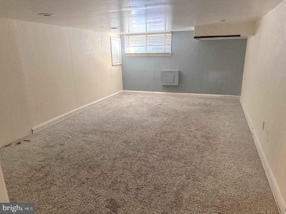 HIGHLANDTOWN - Residential Lease