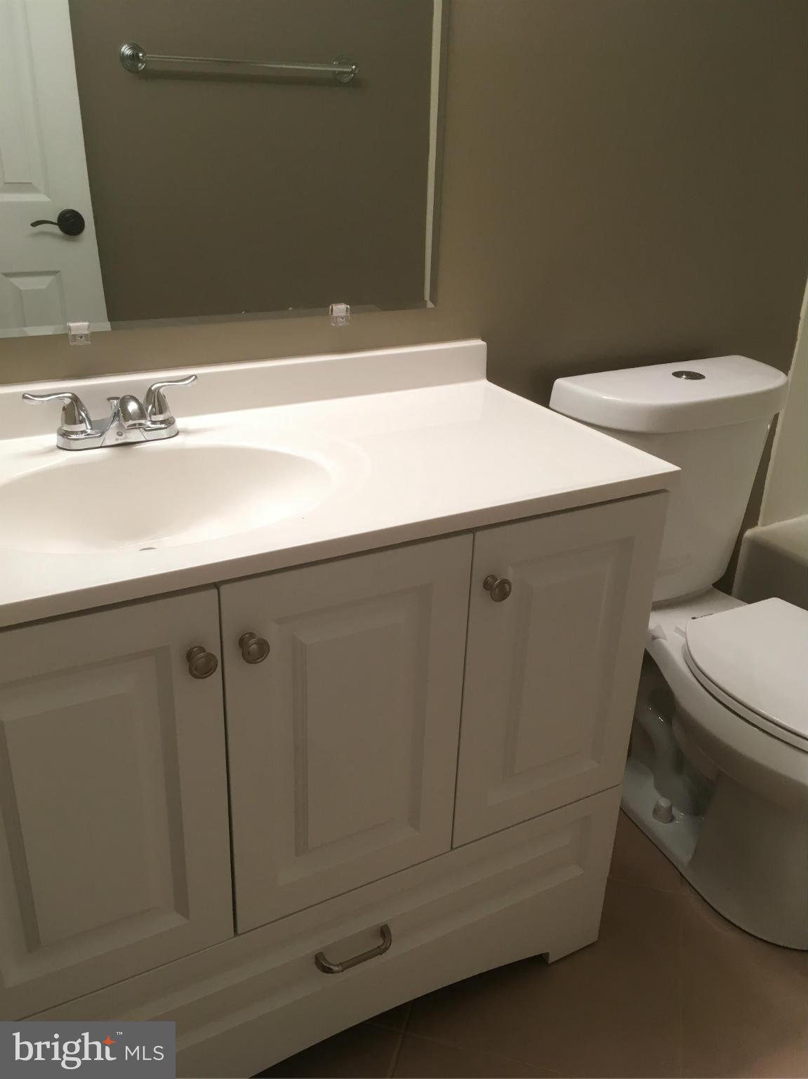 LONG REACH - Residential Lease