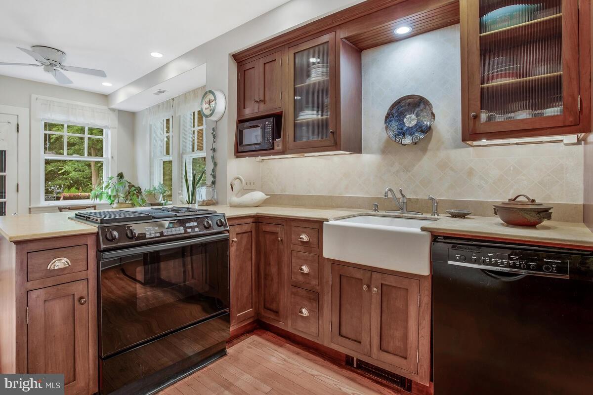 HISTORIC DISTRICT - Residential