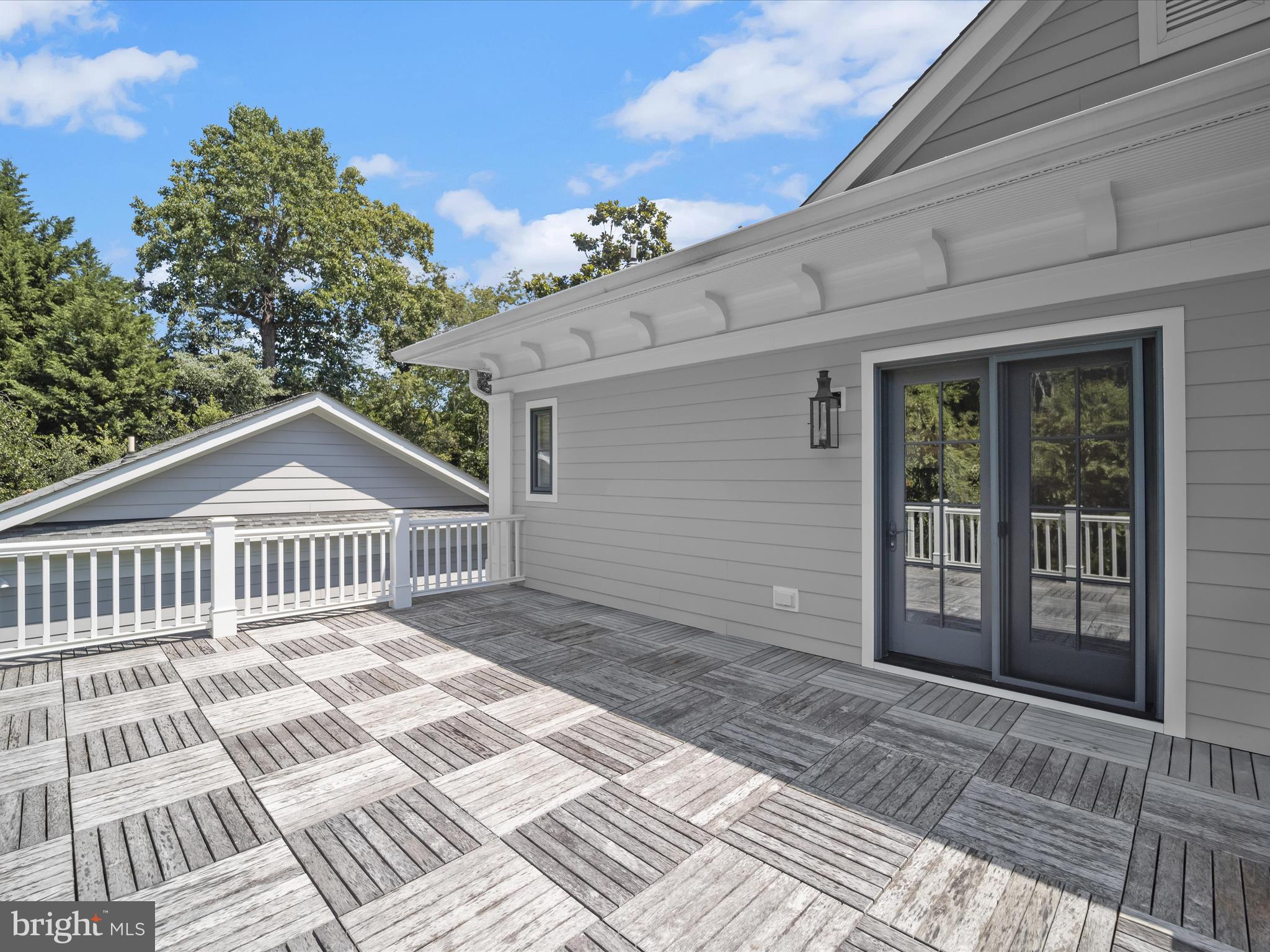 GIBSON ISLAND - Residential