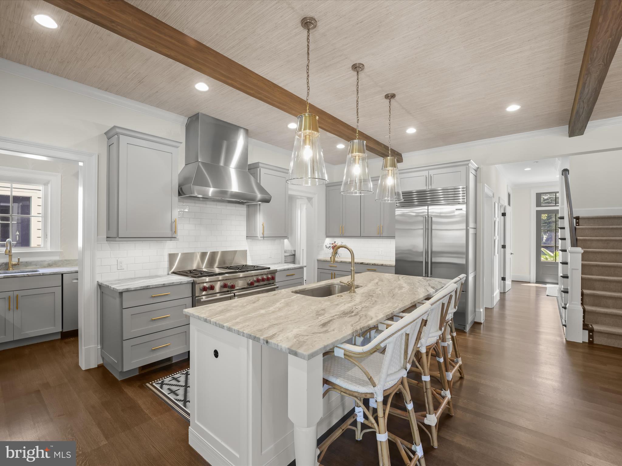 GIBSON ISLAND - Residential