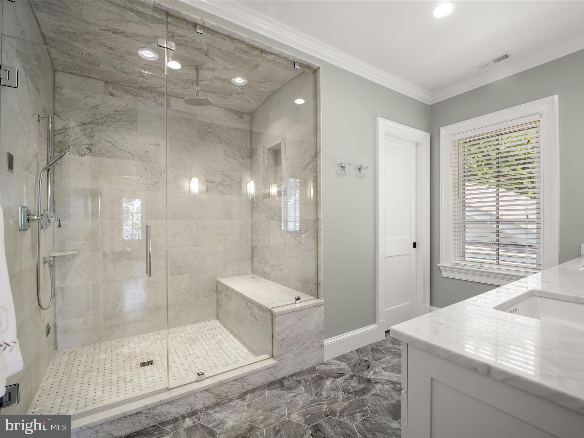 GIBSON ISLAND - Residential