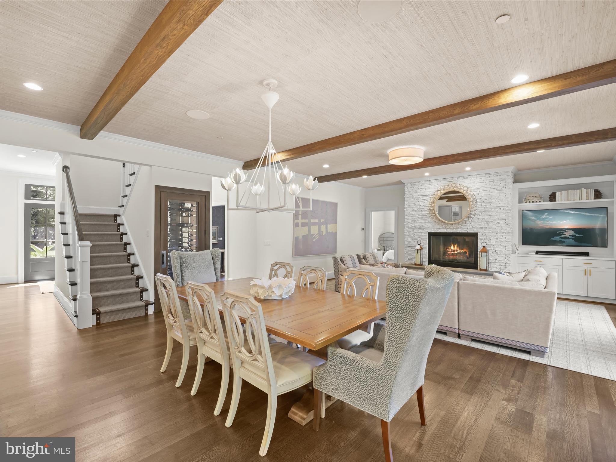 GIBSON ISLAND - Residential