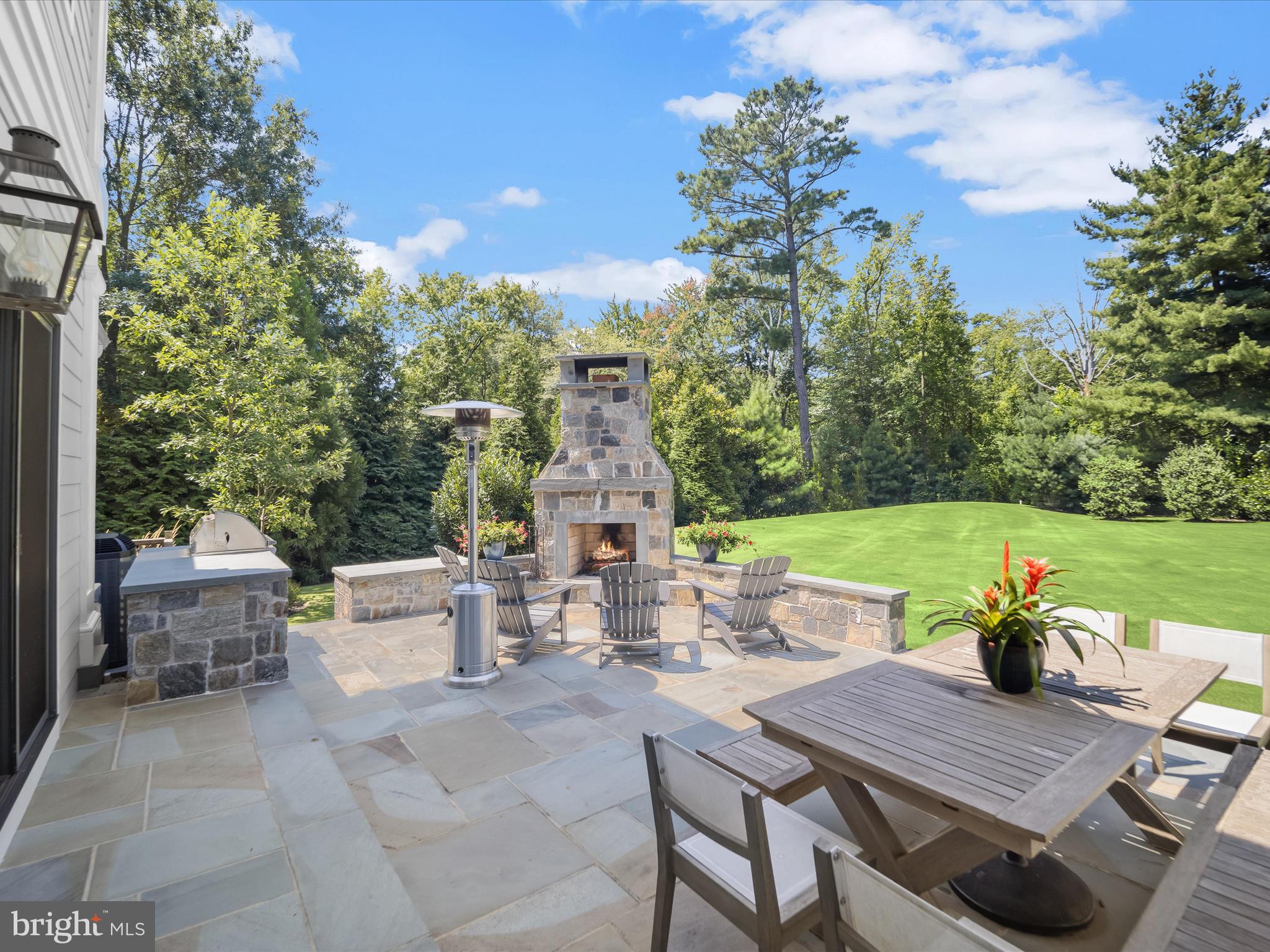 GIBSON ISLAND - Residential