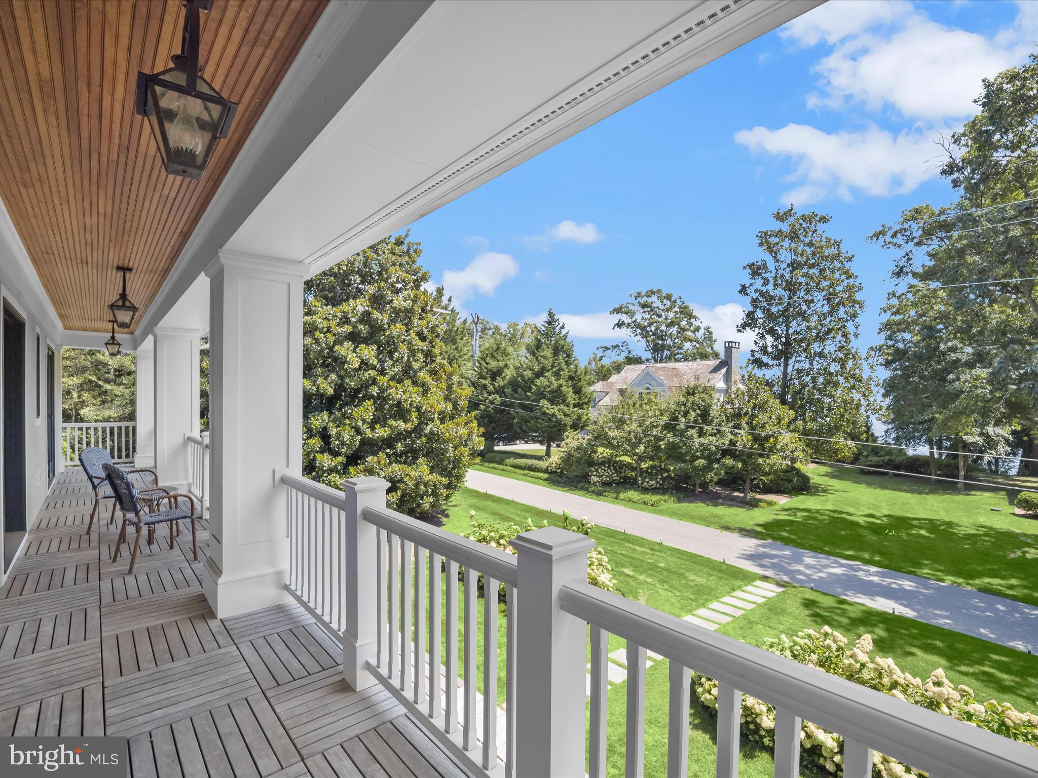 GIBSON ISLAND - Residential