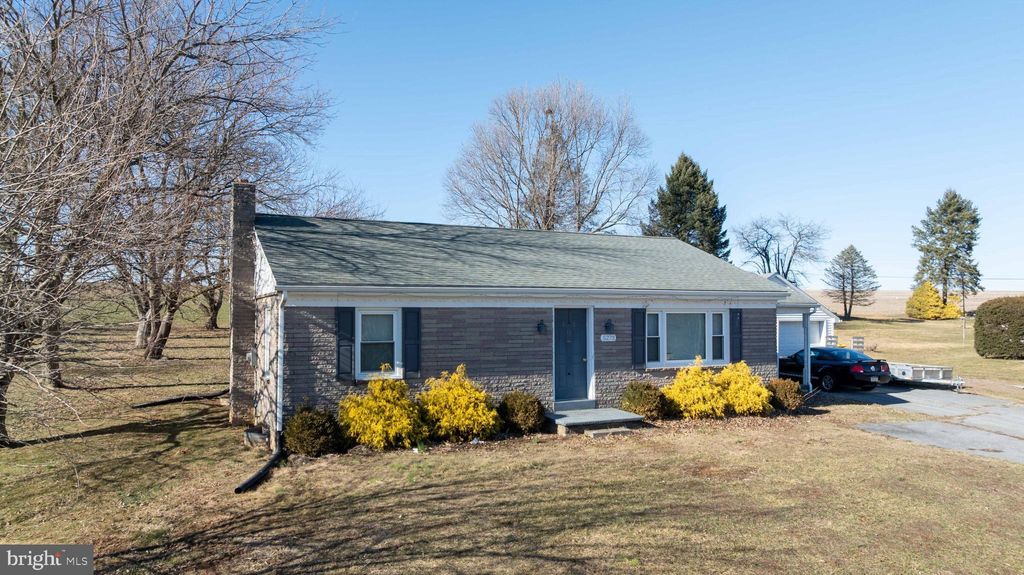 Photo of 5273 Denlinger Road, GAP, PA 17527 (MLS # PALA2065210)