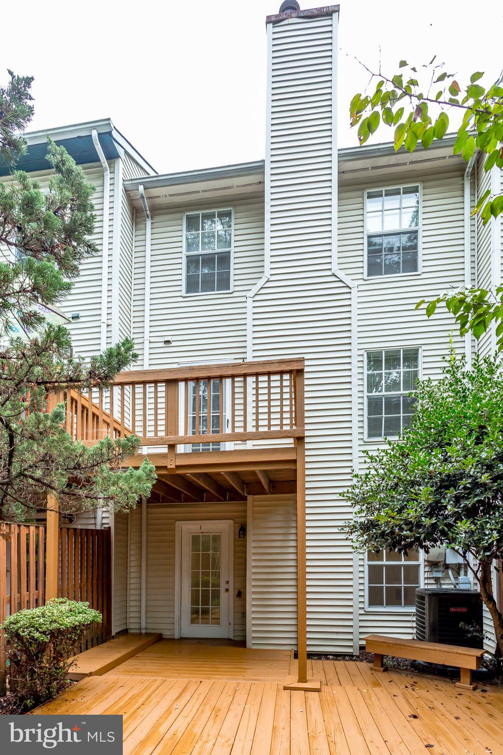 VAN DORN VILLAGE - Residential Lease