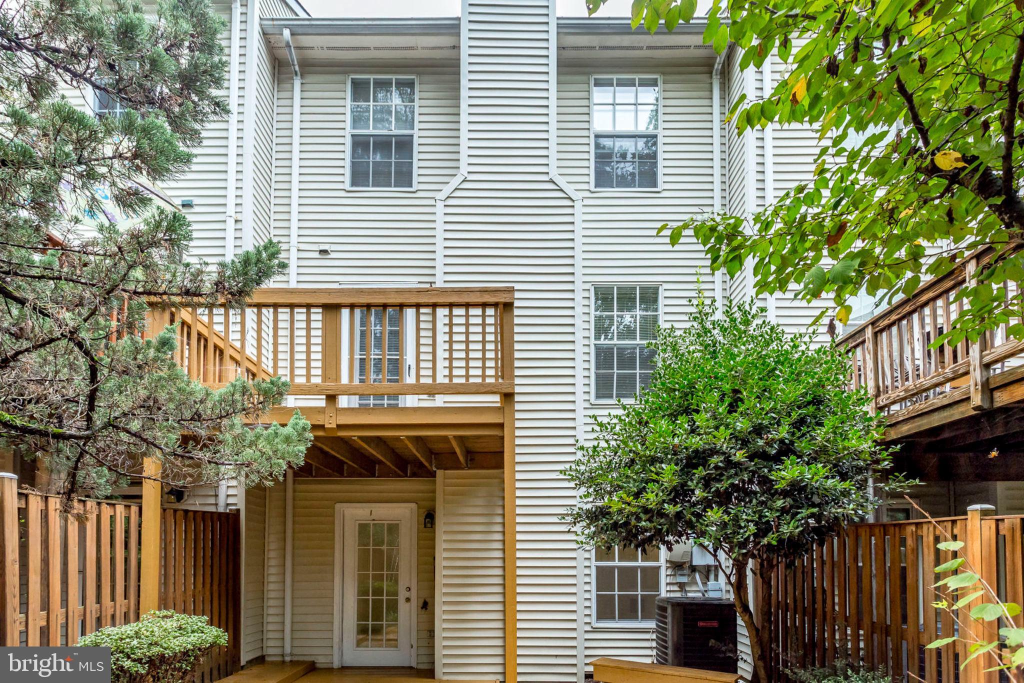 VAN DORN VILLAGE - Residential Lease