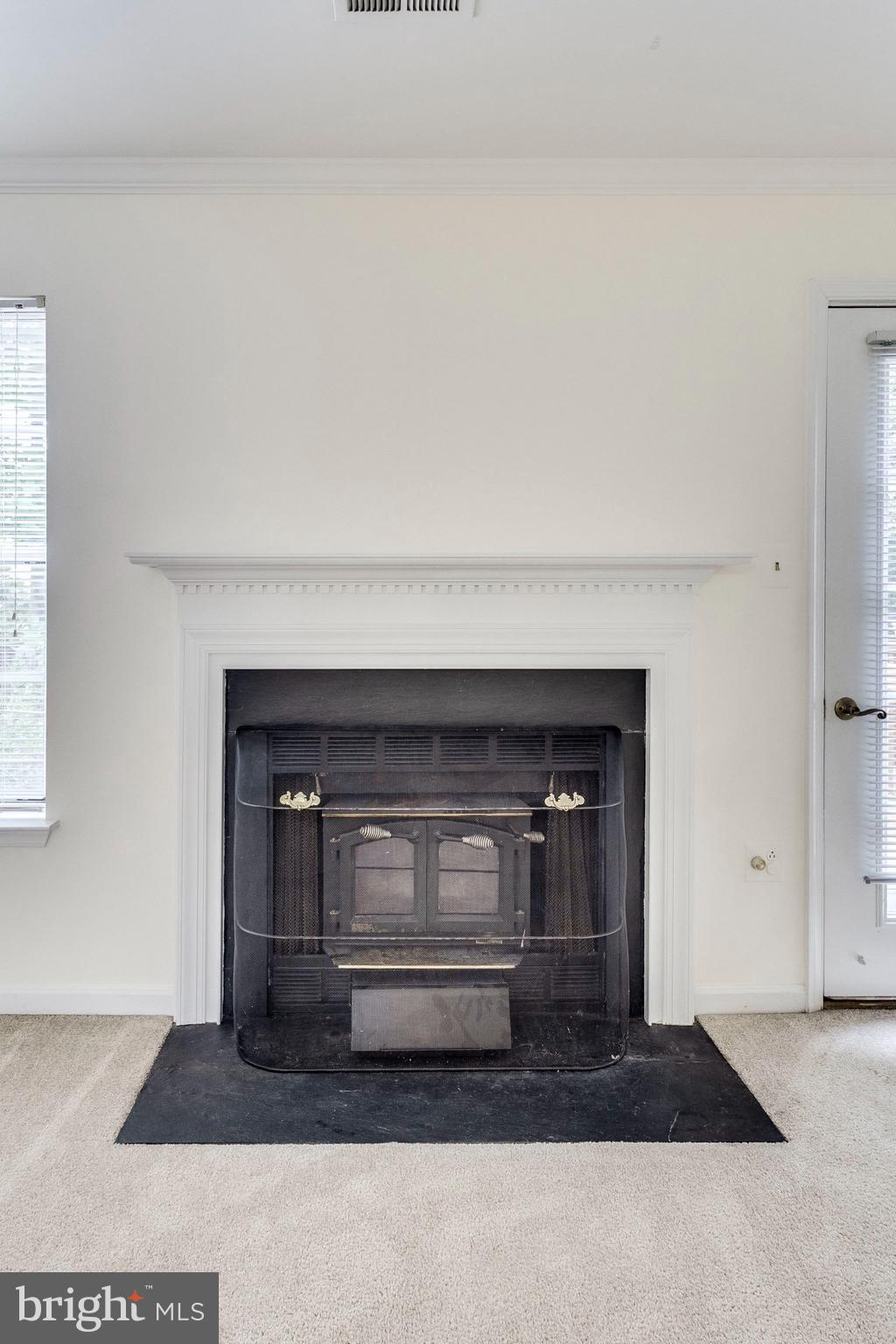 VAN DORN VILLAGE - Residential Lease