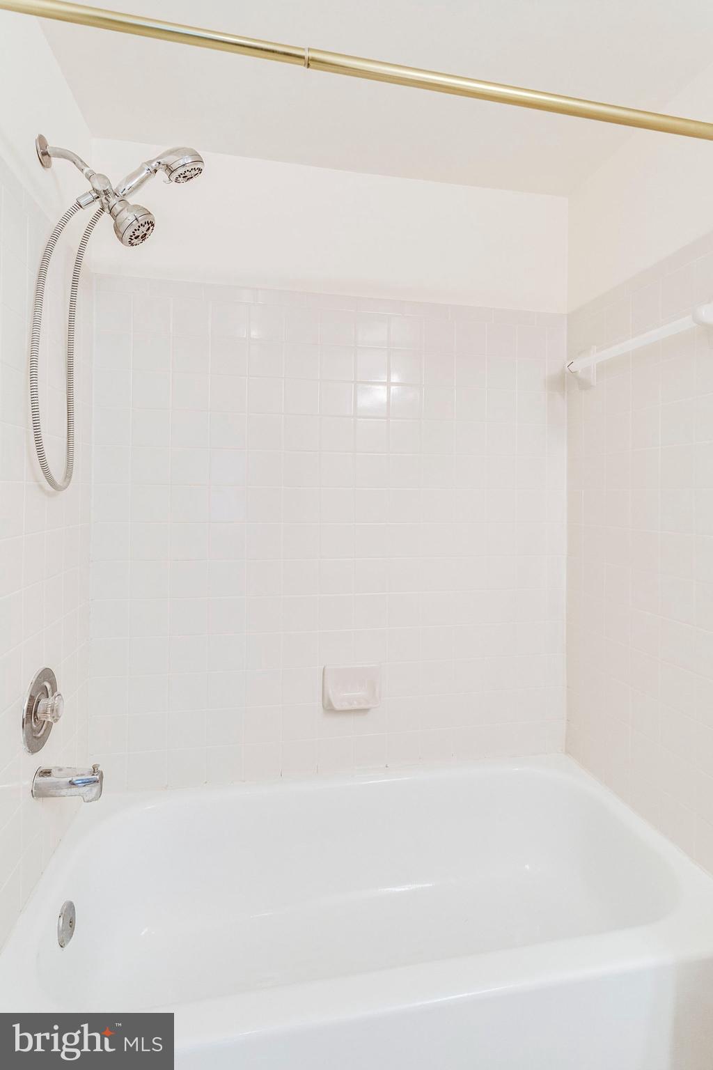 VAN DORN VILLAGE - Residential Lease