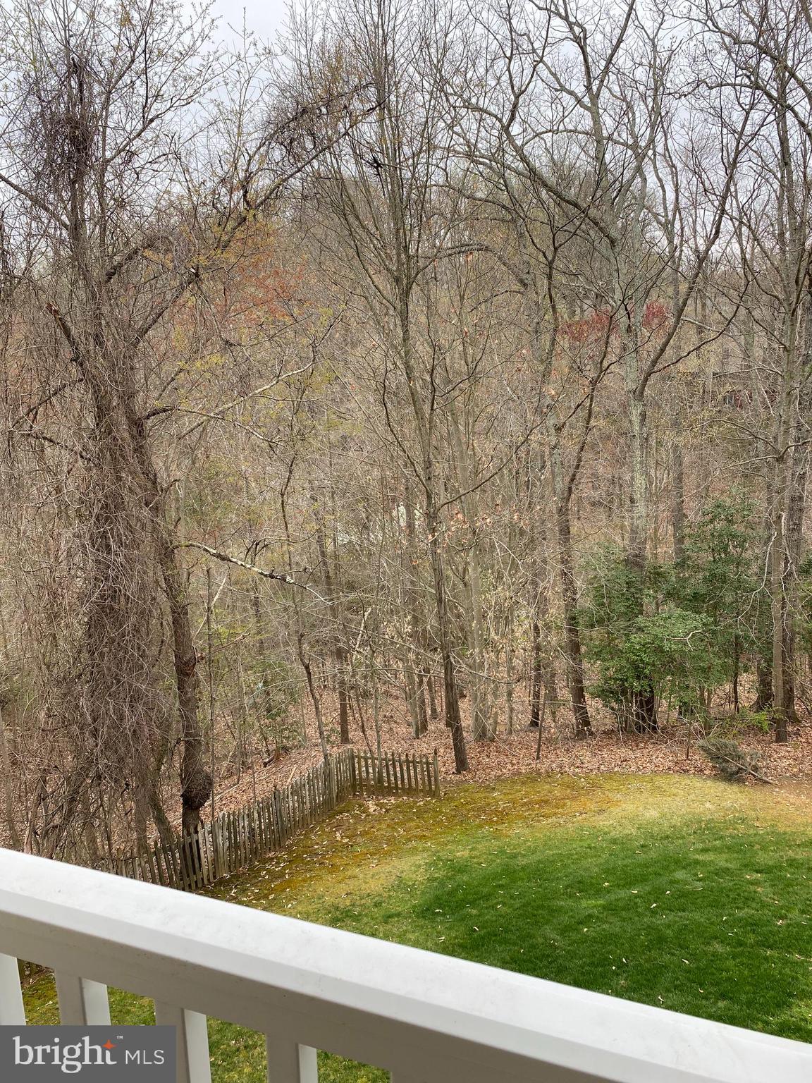 DEEP CREEK COMMONS - Residential Lease