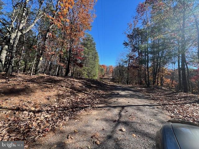 MALLARD CREEK - Land