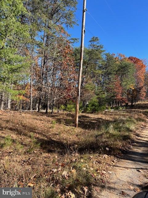 MALLARD CREEK - Land