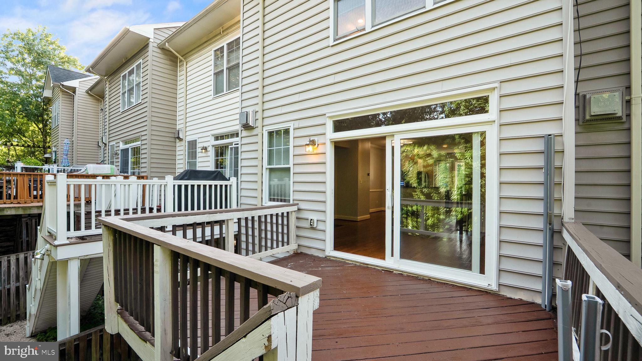 PT WHEATON OUT - Residential