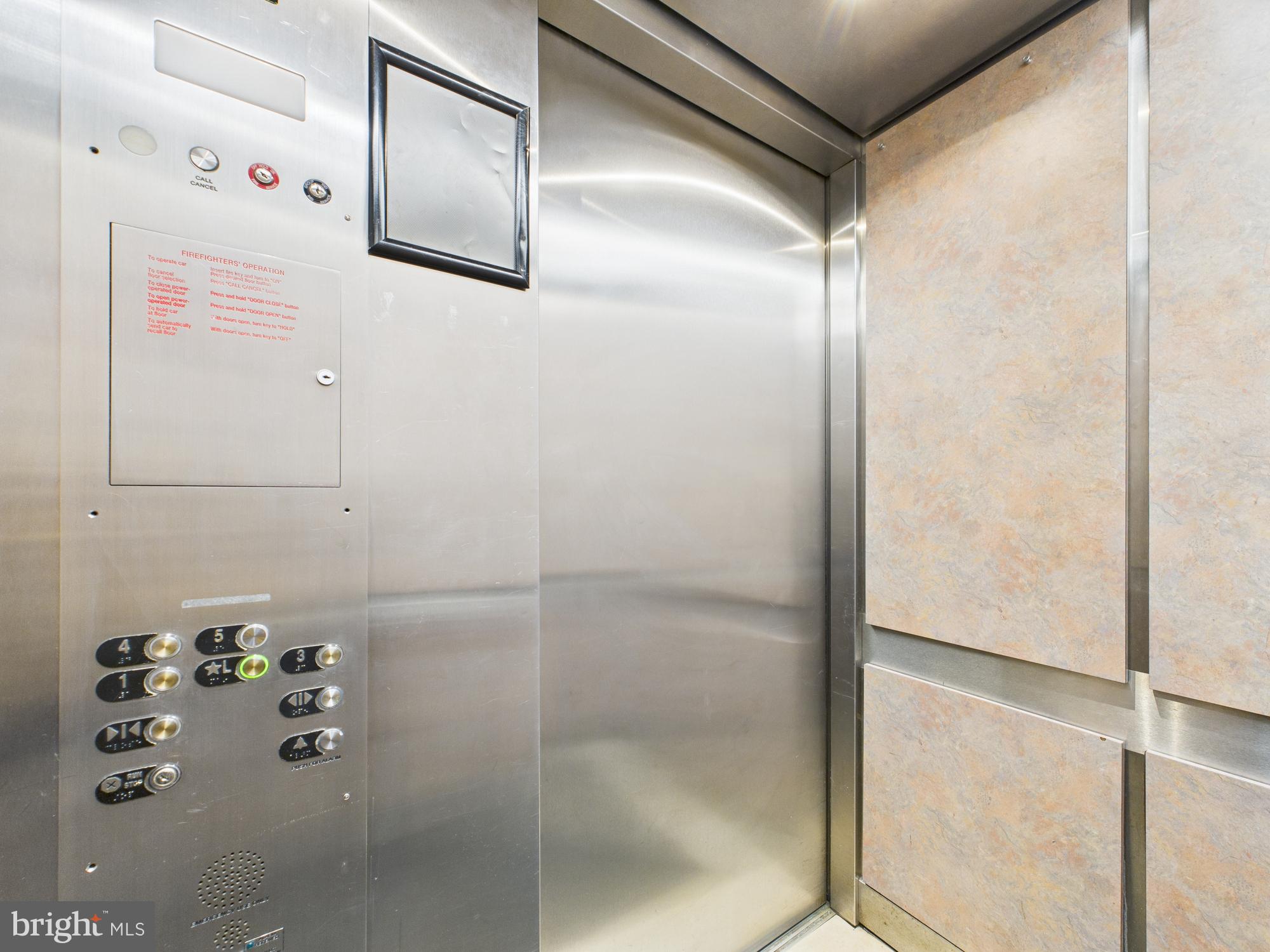 STRATTON HOUSE - Residential