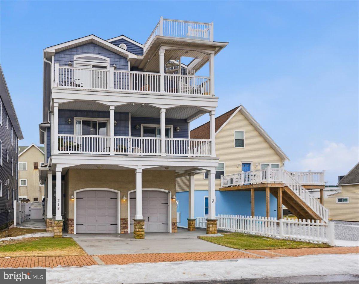 218 E RIO GRANDE AVENUE 218