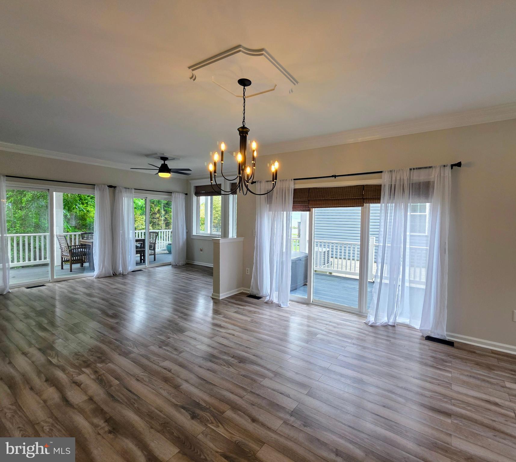 NEELD ESTATE - Residential