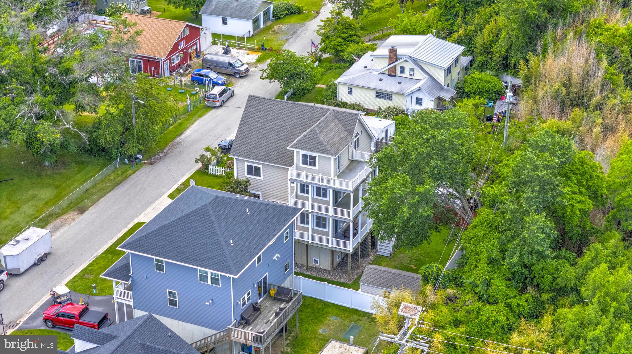 NEELD ESTATE - Residential