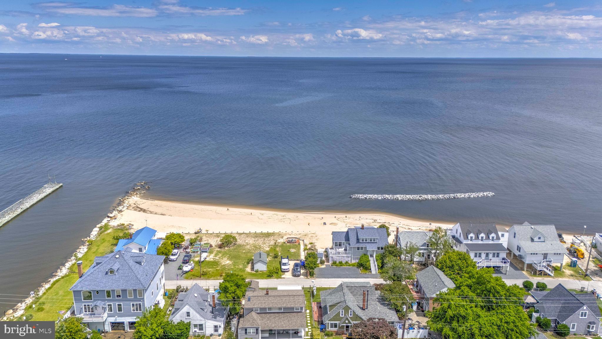 NEELD ESTATE - Residential