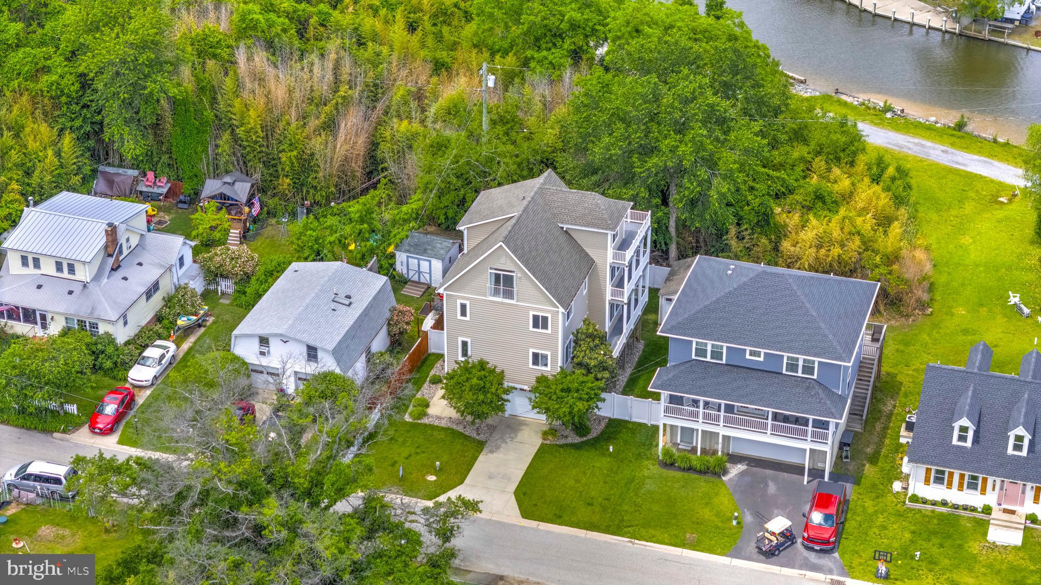 NEELD ESTATE - Residential