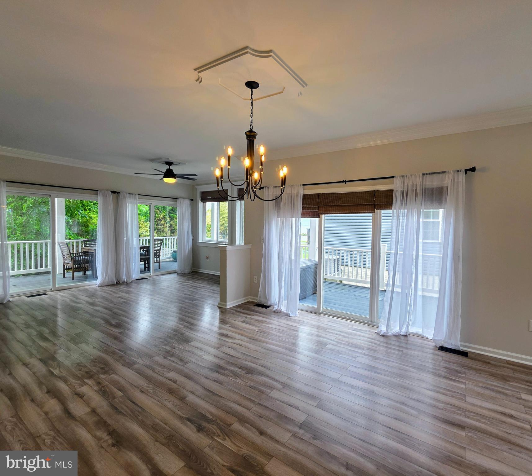 NEELD ESTATE - Residential