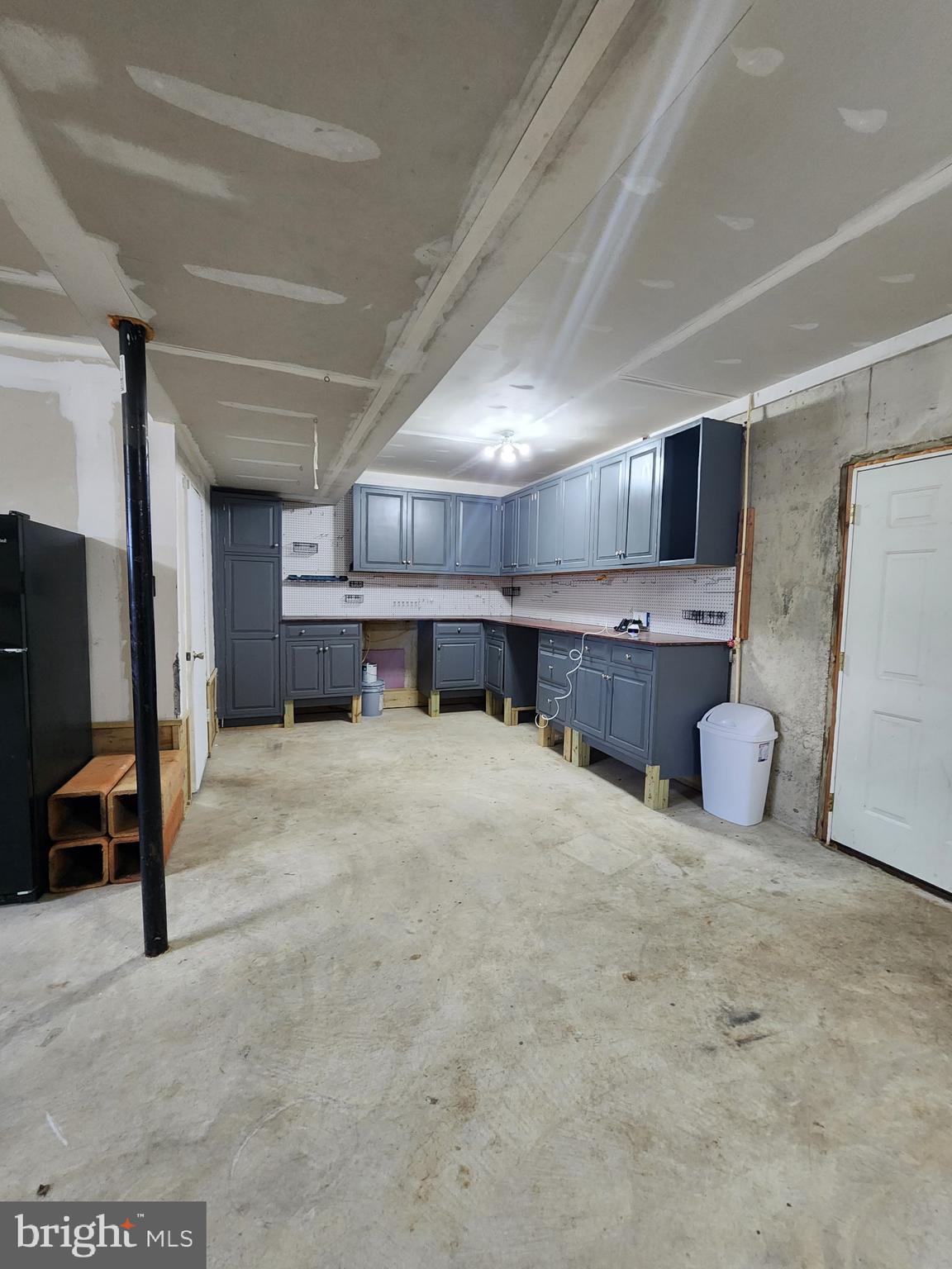 NEELD ESTATE - Residential