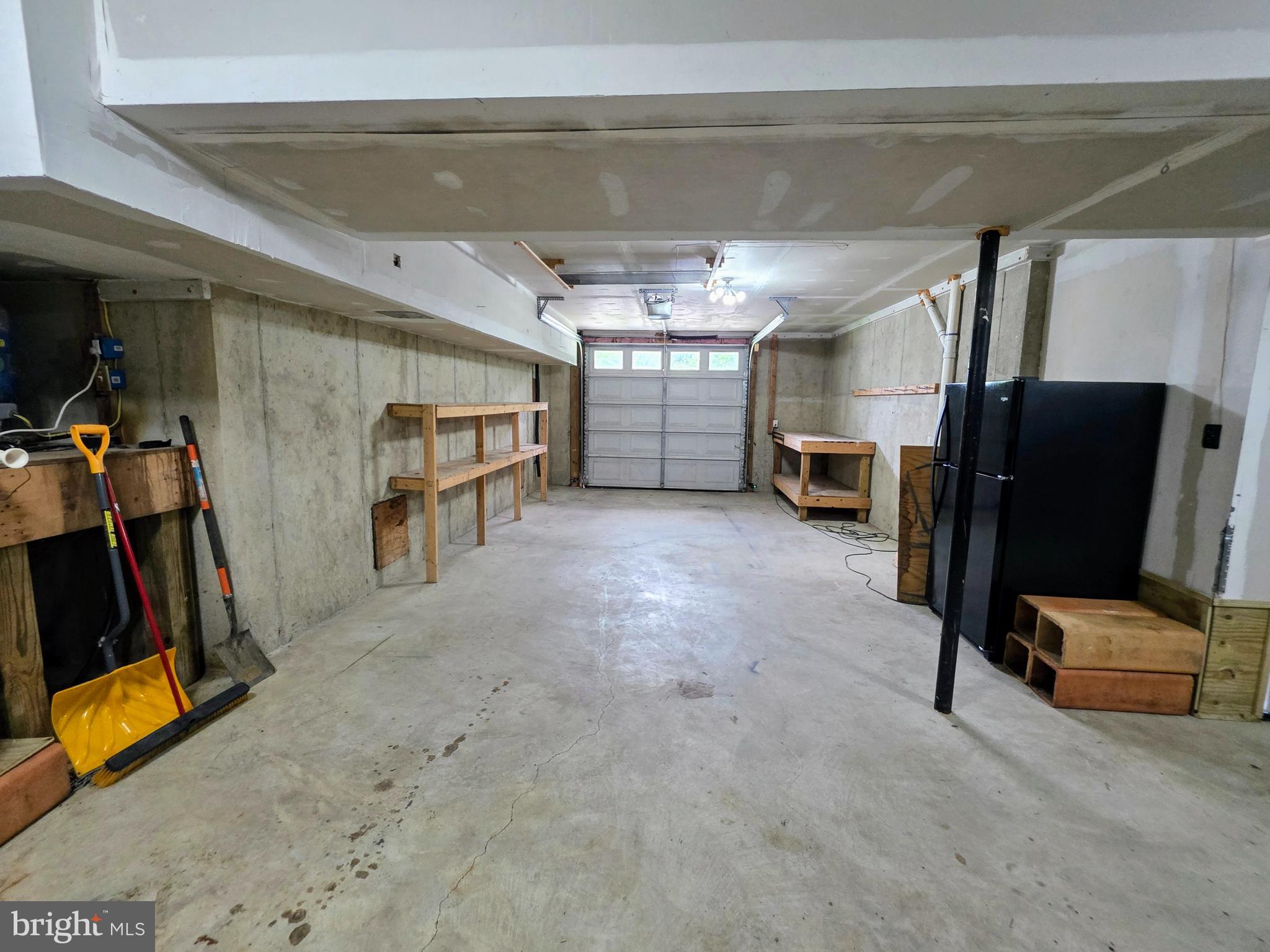 NEELD ESTATE - Residential