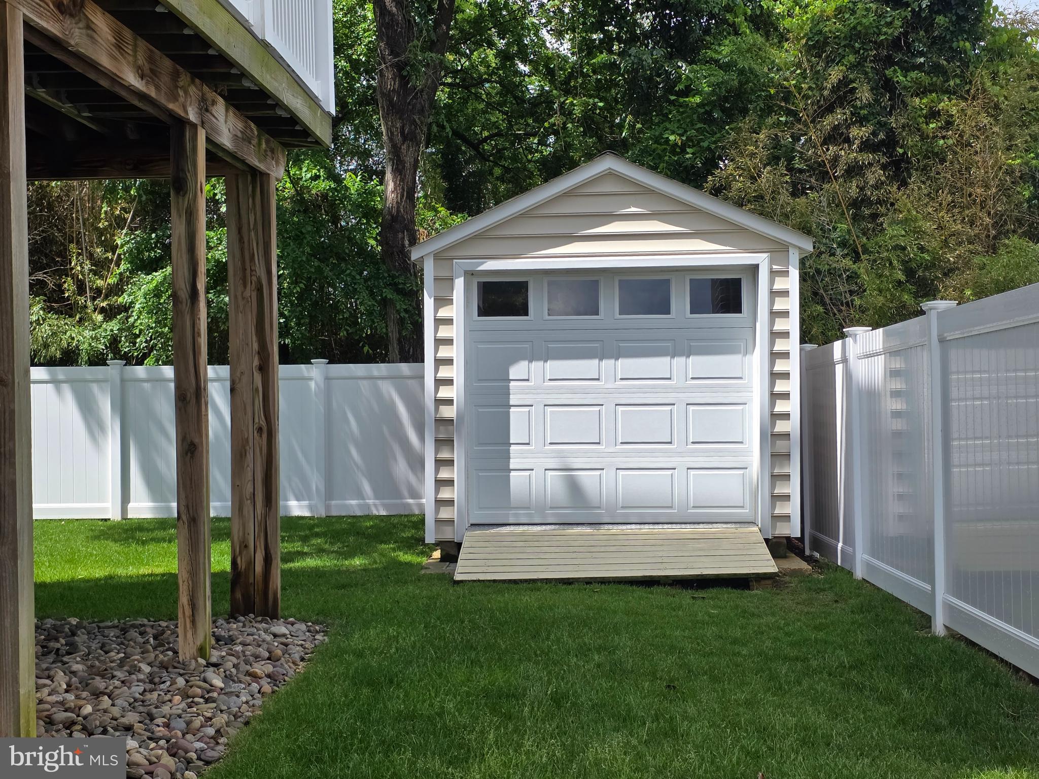 NEELD ESTATE - Residential