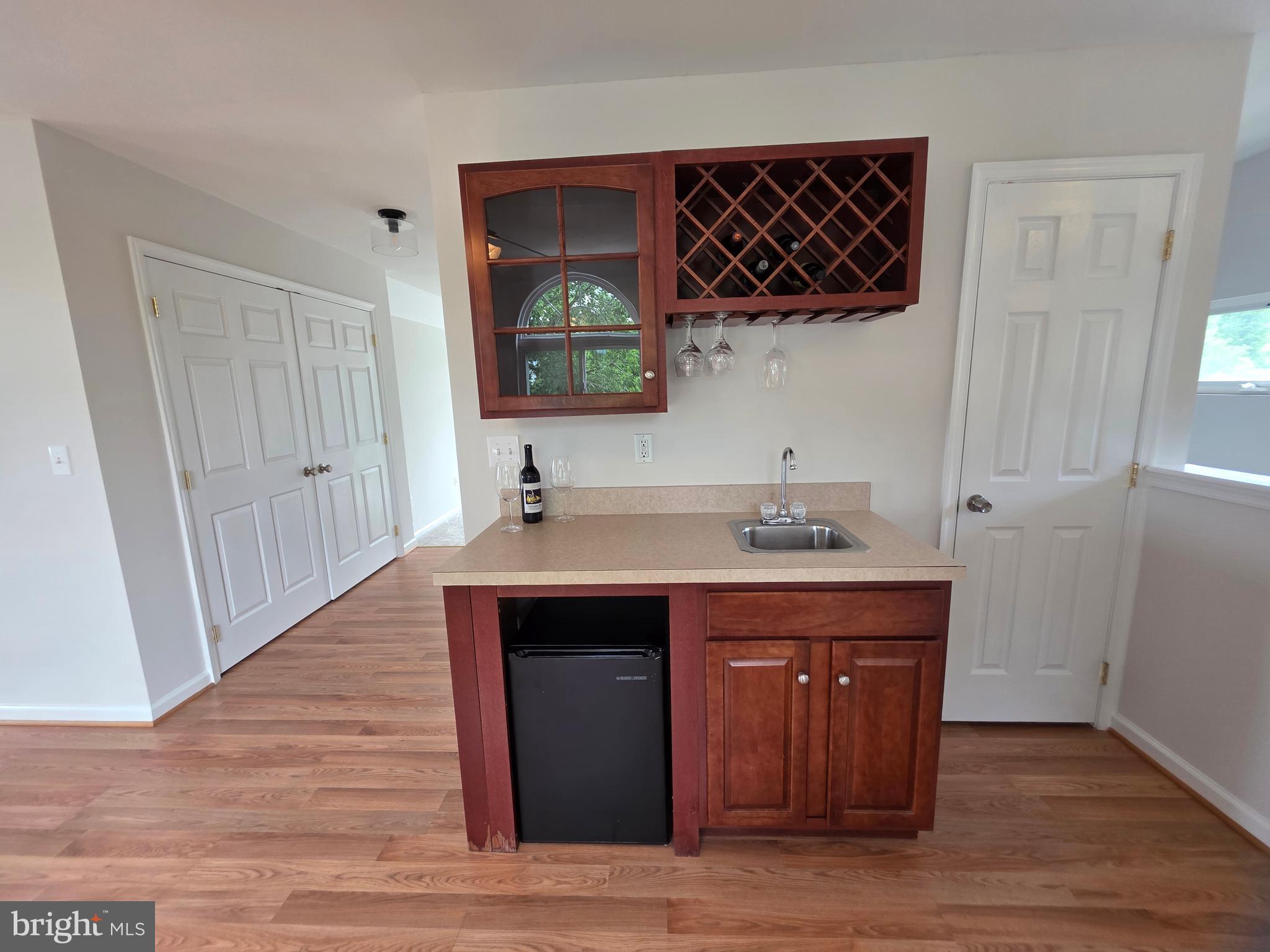 NEELD ESTATE - Residential