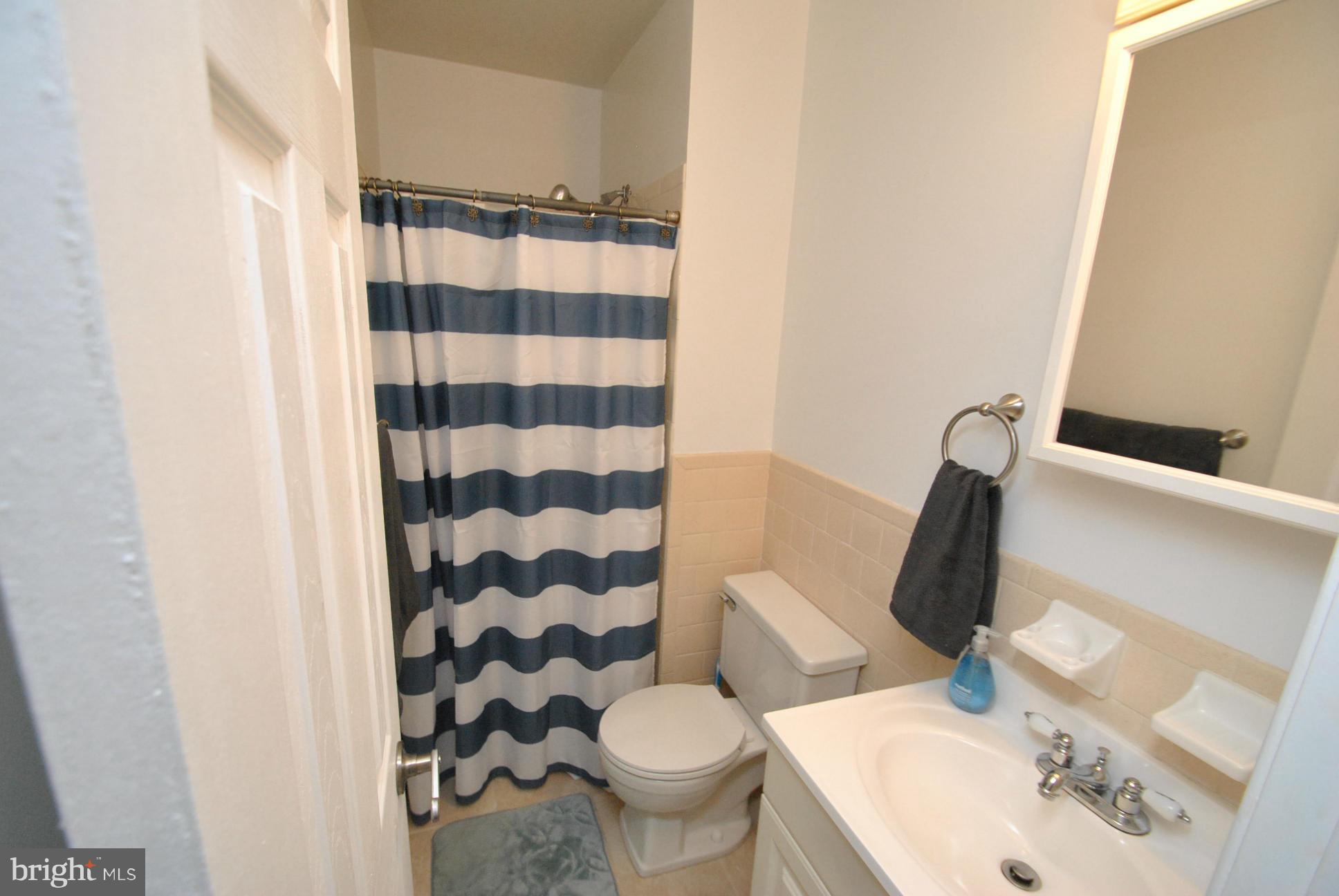 DOUBLE ROCK TOWNHOUSES - Residential