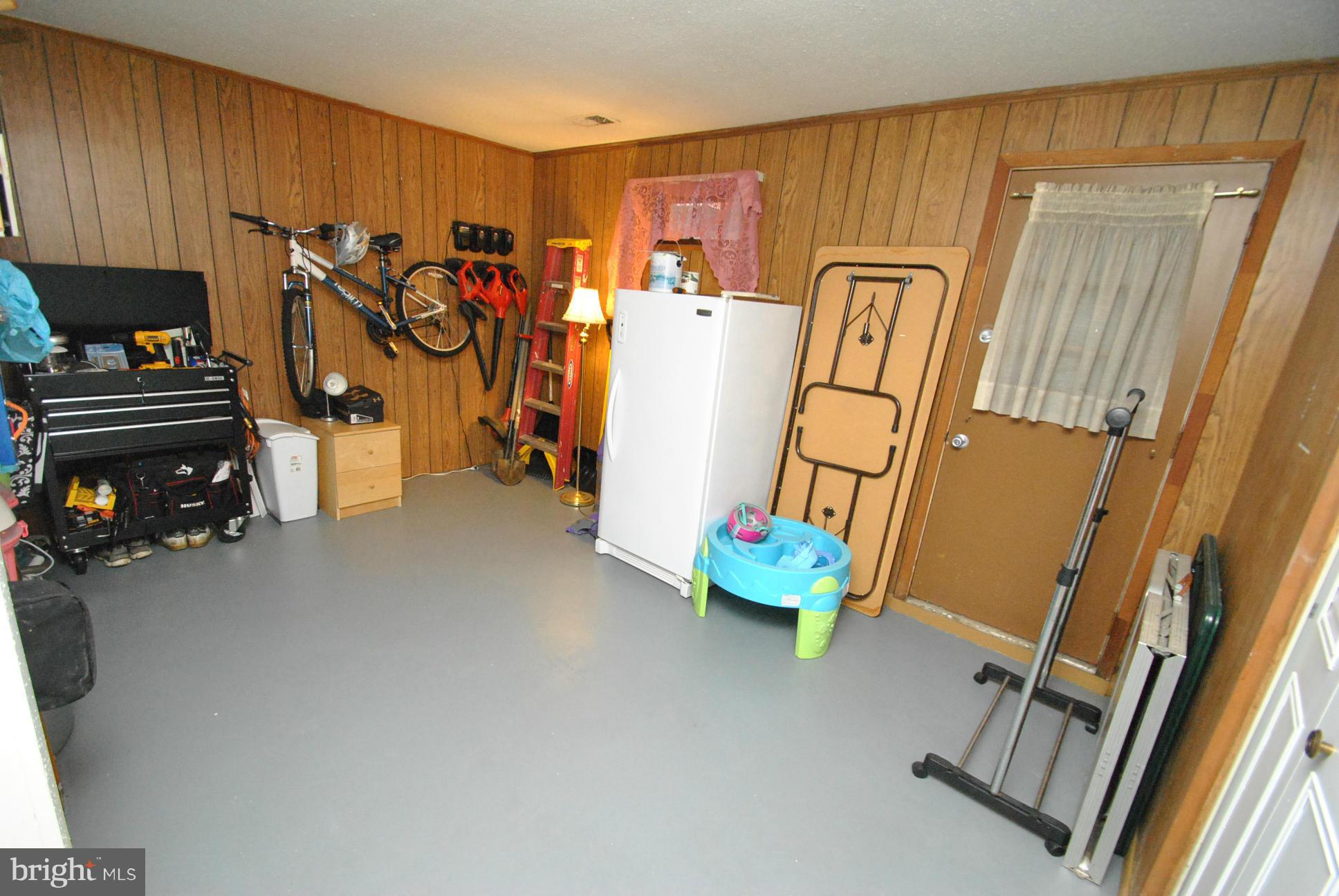 DOUBLE ROCK TOWNHOUSES - Residential